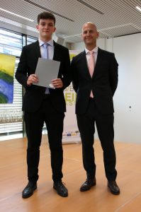 8A Zeugnisverteilung (35)