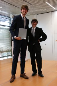 8B Zeugnisverteilung (14) Kopie