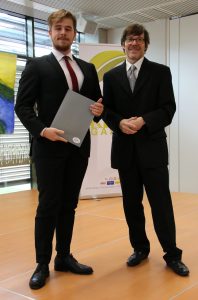 8B Zeugnisverteilung (16) Kopie