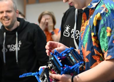 ROOTBOTS feiern Erfolge beim FLL-Wettbewerb